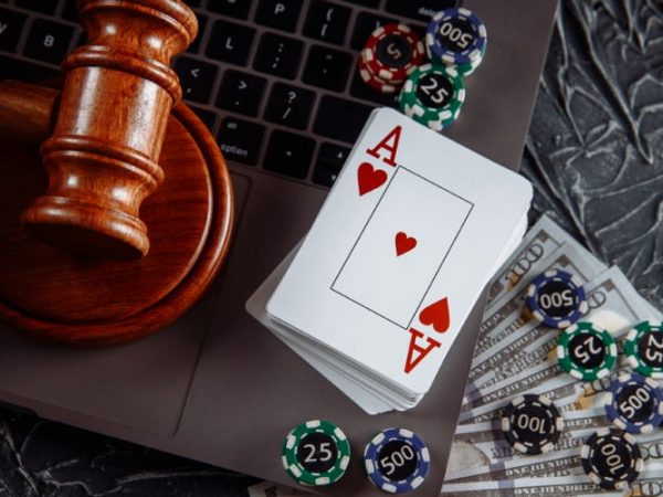 minimum legal gambling age